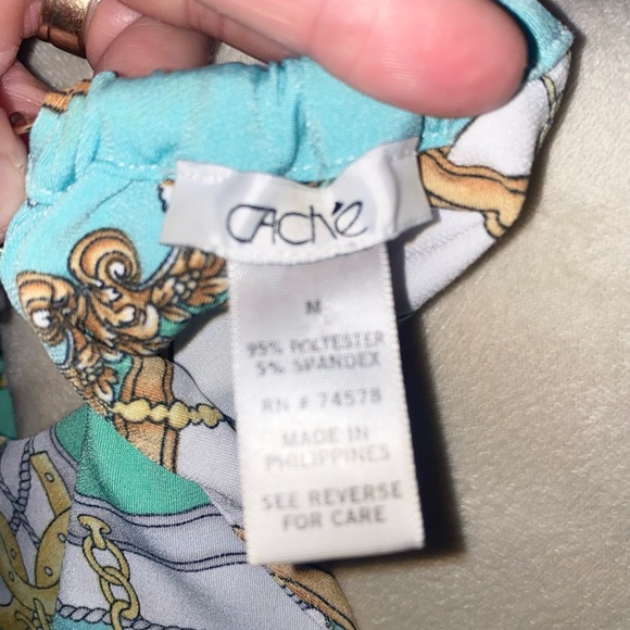 Cache Medium sized bra top built in sexy metallic woven and chain golden color - Picture 11 of 12